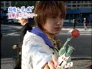 2000.11.26 嵐はじめてのN.Y-4.mpg_20250821_211008.329