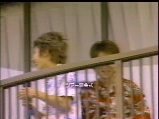 Arashi - Arashi in Hawaii (2002-03-30).mpg_000279655