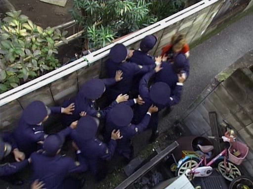 Handoku E04[512x384 MSMPEG4v2].avi_002581070