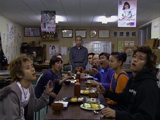 Handoku E05 [512x384 MSMPEG4v2].avi_001087825