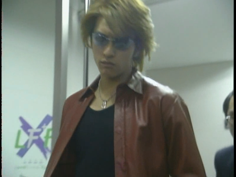 Mukodono (2001) EP04 (800x600 XviD).avi_002628798