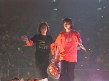 Sugao Concert (2000) - part 3.avi_20250729_144901.608