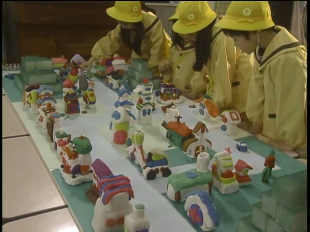 Yoiko no mikata ep 2.mp4_001664923