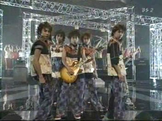 2000.03.05 Music Jump - 朝日を見に行こうよ+夜空ノムコウ & 2000.04.09 소년구락부 - 愛の嵐.mpg_20250822_170051.137