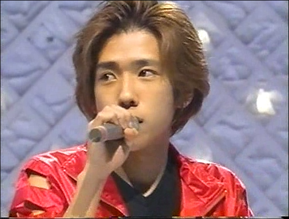 2000.08.25 Music Station - 아라시 台風ジェネレ-ション + 明日に向かって吠えろ.avi_20250823_205831.633