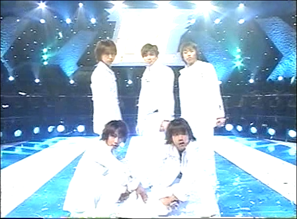 2000.11.03 Music Station - 아라시 感謝カンゲキ雨嵐.avi_20250823_211446.601