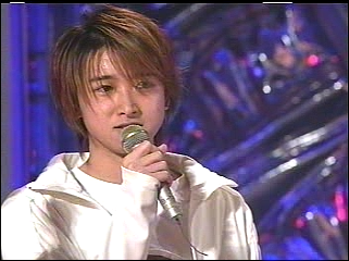 2000.12.07 2000 FNS 가요제 - 아라시 感謝カンゲキ雨嵐 + Talk.mpg_20250824_072927.799