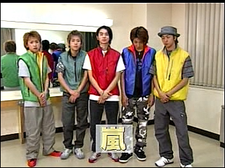 2001.02.15 AX Music TV - 아라시 A Day in Our Life+Talk.mpg_20250824_124730.189