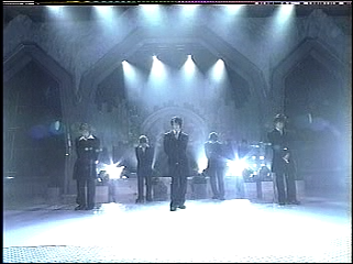 2001.12.19 Best Artist 2005 - 아라시 Talk+君のために僕がいる+時代.mpg_20250824_172114.415