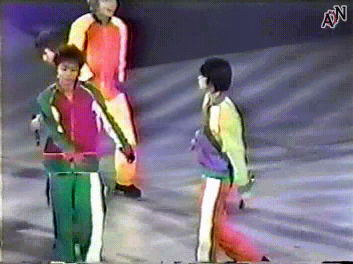 [2001.12.23] Join the Storm - All Arena Tour - Part 1.avi_20250711_183646.724