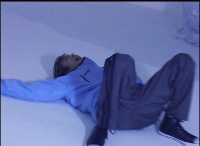 [2002] ALL or NOTHING part1.avi_000863585