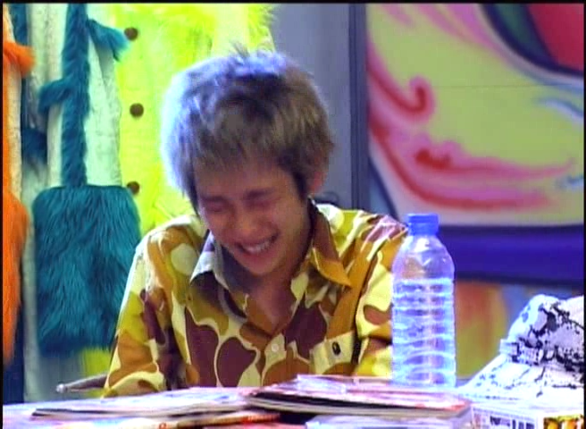 [2002] ALL or NOTHING part1.avi_001017116