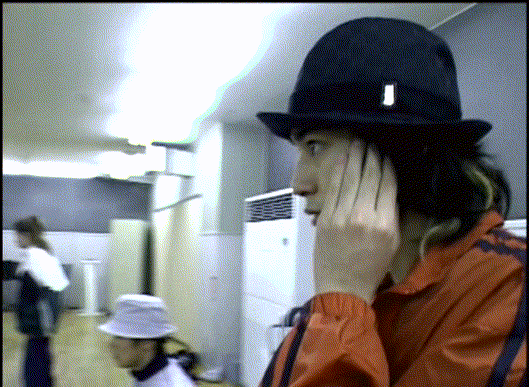 [2002] ALL or NOTHING part1.avi_002167400