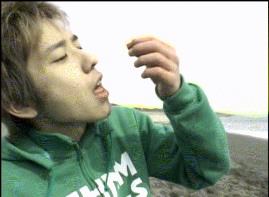 [2002] ALL or NOTHING part1.avi_002463563