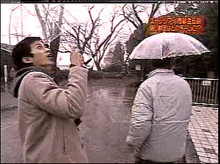 2002.01.15-학교에가자-키사라즈 캣츠아이-매장금 전설.MPG_20250824_203052.710