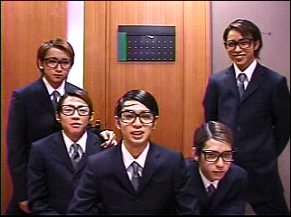 2002.04.13 CDTV - 아라시 ナイスな心意氣.mpg_20250826_073826.999