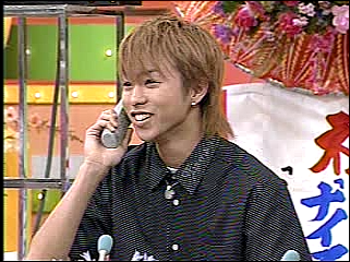 2002.05.03 와랏테 이이토모 - 텔레폰 쇼킹 사쿠라이 쇼.mpeg_20250824_212435.075