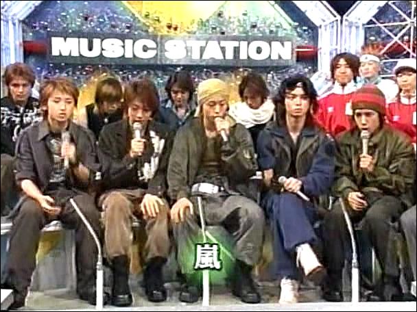 2002.10.18 Music Station - 아라시 Talk.avi_20250826_090459.016