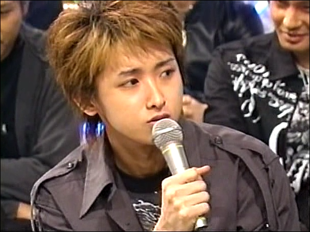 2002.10.18 Music Station - 아라시 Talk.avi_20250826_090924.859