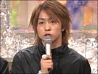 2002.12.05 2002 FNS 가요제 - 아라시 & 마츠우라 아야 Talk.avi_20250826_124711.905