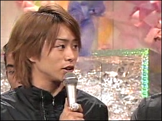 2002.12.05 2002 FNS 가요제 - 아라시 & 마츠우라 아야 Talk.avi_20250826_124738.780