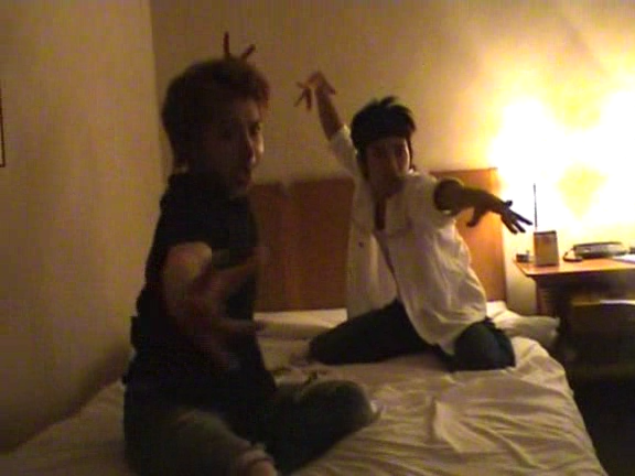 2003 12 17 How's it going SUMMER CONCERT 2003 3 Backstage.avi_20250702_221238.463