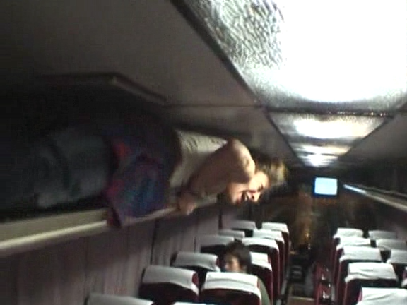 2003 12 17 How's it going SUMMER CONCERT 2003 3 Backstage.avi_20250702_222226.002