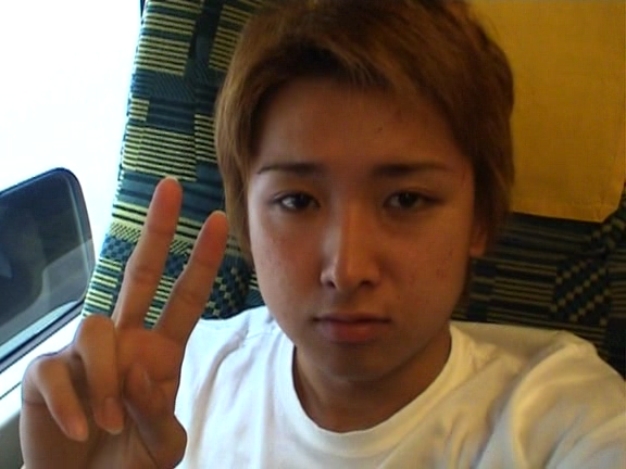 2003 12 17 How's it going SUMMER CONCERT 2003 3 Backstage.avi_20250703_112241.893