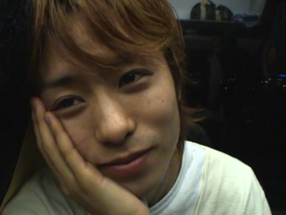 2003 12 17 How's it going SUMMER CONCERT 2003 3 Backstage.avi_20250703_120445.555