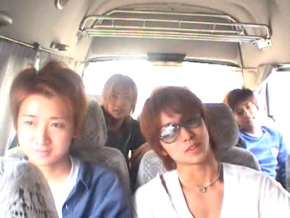 2003 12 17 How's it going SUMMER CONCERT 2003 3 Backstage.avi_20250703_120728.496