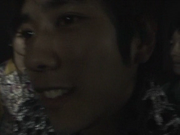 2003 12 17 How's it going SUMMER CONCERT 2003 3 Backstage.avi_20250703_121038.167