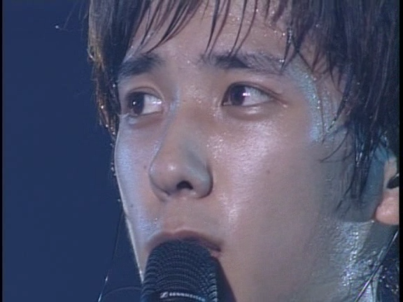 2003 12 17 How's it going SUMMER CONCERT 2003 3 Backstage.avi_20250703_121654.010