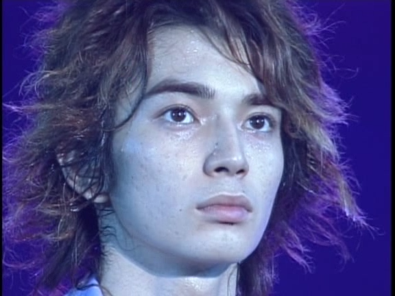 2003 12 17 How's it going SUMMER CONCERT 2003 3 Backstage.avi_20250703_122150.585