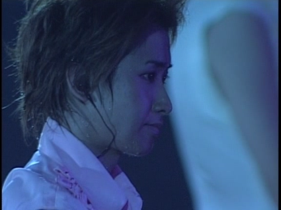 2003 12 17 How's it going SUMMER CONCERT 2003 3 Backstage.avi_20250703_122155.438