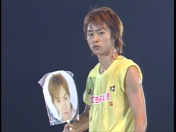 2003 12 17 How's it going SUMMER CONCERT 2003 3 Backstage.avi_20250703_122649.682