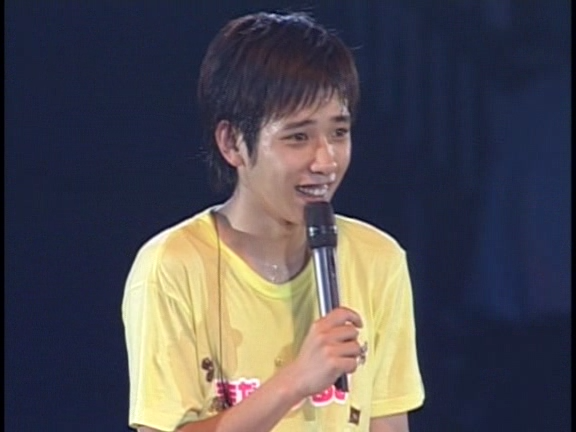 2003 12 17 How's it going SUMMER CONCERT 2003 3 Backstage.avi_20250703_123728.566