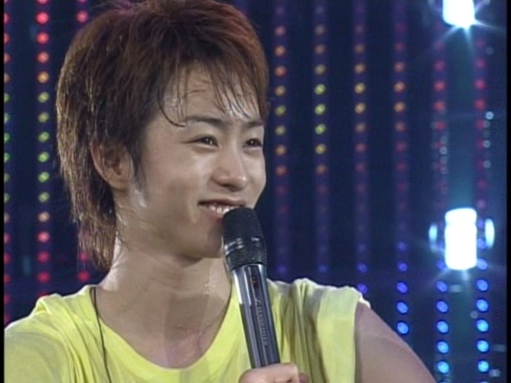 2003 12 17 How's it going SUMMER CONCERT 2003 3 Backstage.avi_20250703_124347.985