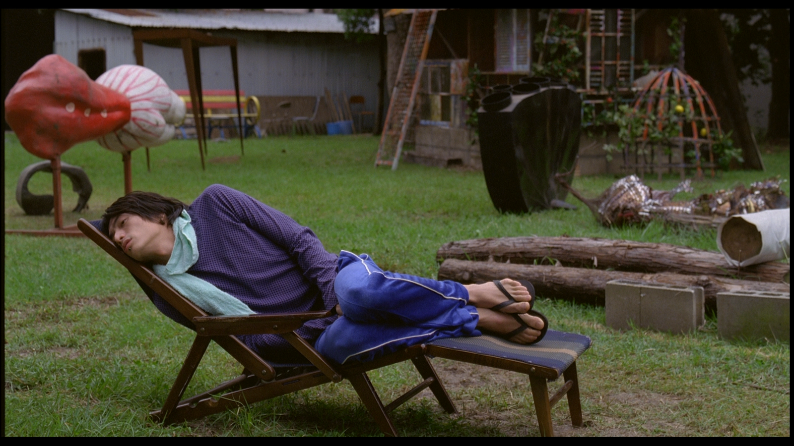 Honey.And.Clover.2006.1080p.BluRay.REMUX.AVC.DTS-HD.MA.5.1-RMS.mkv_002375857