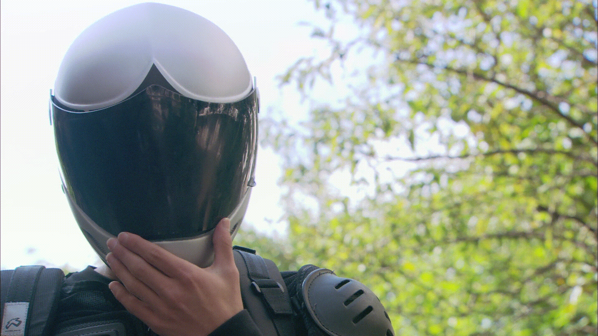 Pikanchi.Double.Life.is.Hard.Therefore.Happy.2004.1080p.BluRay.x264.DTS-WiKi.mkv_20250808_094118.280