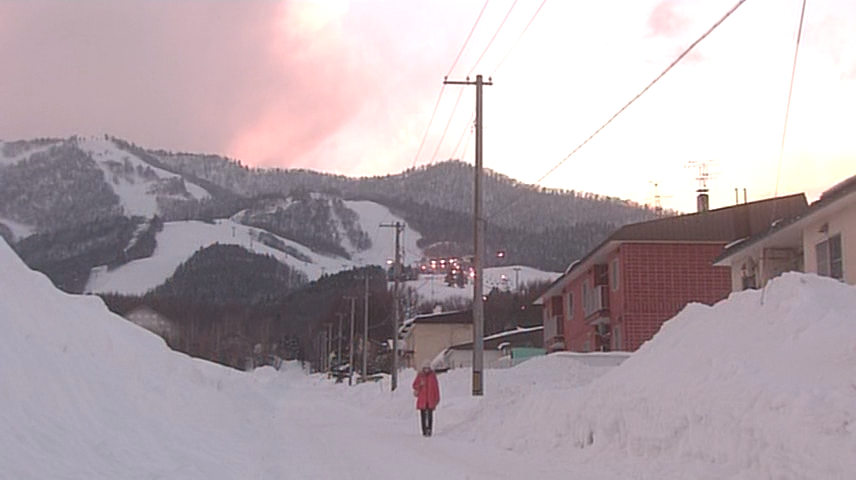 Yasashii Jikan E09 [856x480 x264].mkv_20250909_220645.399