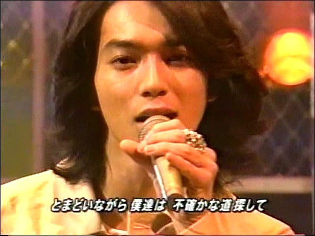 2003.02.07 Music Station - 아라시 Talk + とまどいながら.avi_20250827_091837.675