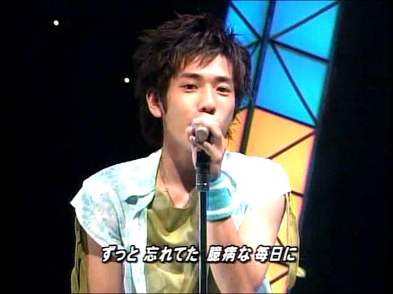 2003.08.01 Music Station - 아라시 ハダシの未來 02.avi_20250827_101143.253