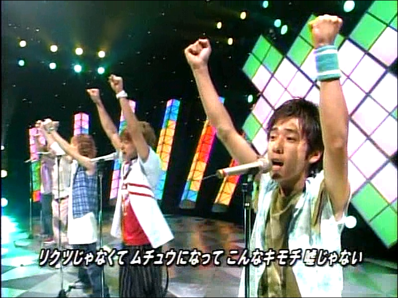 2003.08.01 Music Station - 아라시 ハダシの未來 02.avi_20250827_101228.293