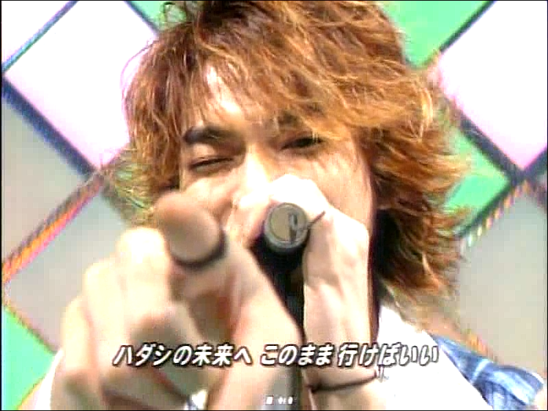 2003.08.01 Music Station - 아라시 ハダシの未來 02.avi_20250827_101426.975