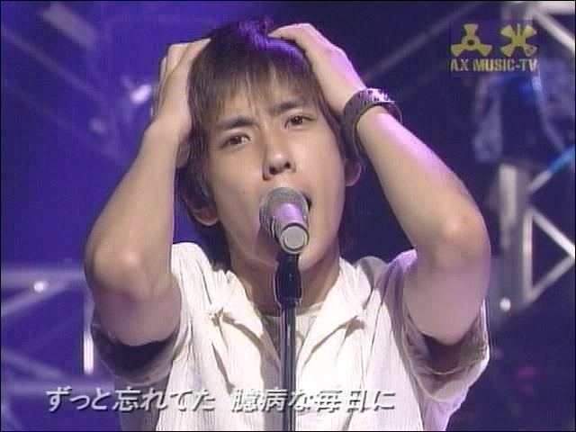2003.09.04 AX MUSIC-TV 「ハダシの未来」「言葉より大切なもの」.mpg_20250827_101643.313