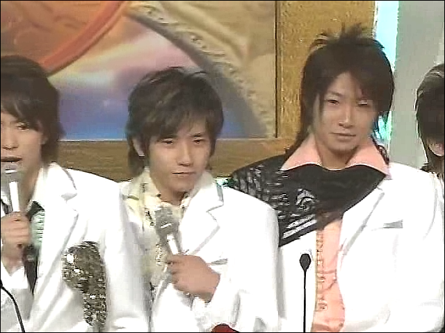 2003.12.17 Best Artist 2005 - 아라시 Talk+とまどいながら+言葉より大切なもの.avi_20250827_132917.085