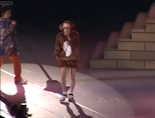 [2004.01.12] Live is Hard (Part 3).avi_20250711_222149.751