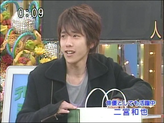 2004.02.12 와랏테 이이토모 - 니노미야 카즈나리.avi_20250827_210318.525