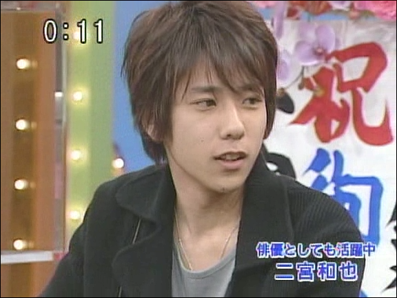 2004.02.12 와랏테 이이토모 - 니노미야 카즈나리.avi_20250827_210516.446