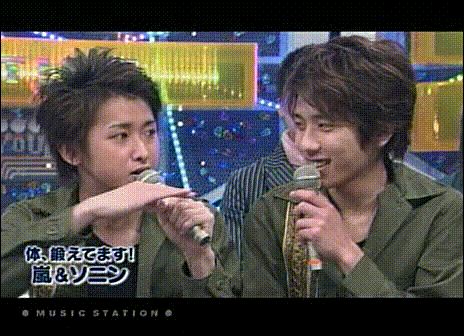 2004.02.20 Music Station - 아라시 외 Full.avi_20250828_120936.152